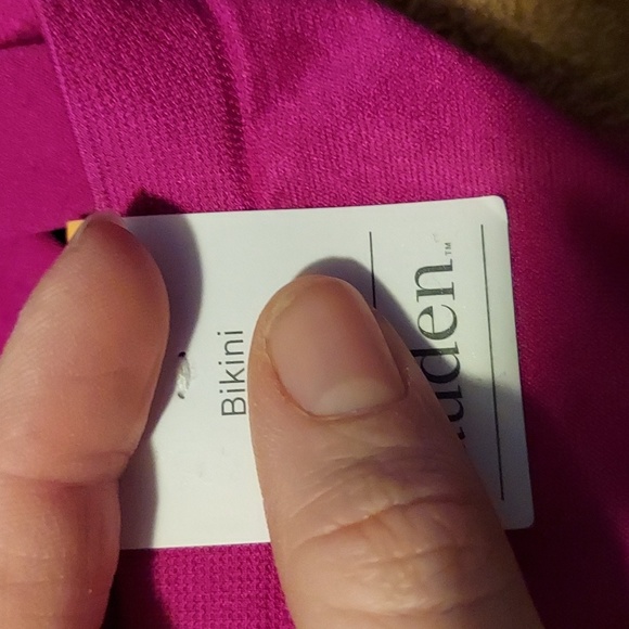 Auden • Bikini - Picture 2 of 3